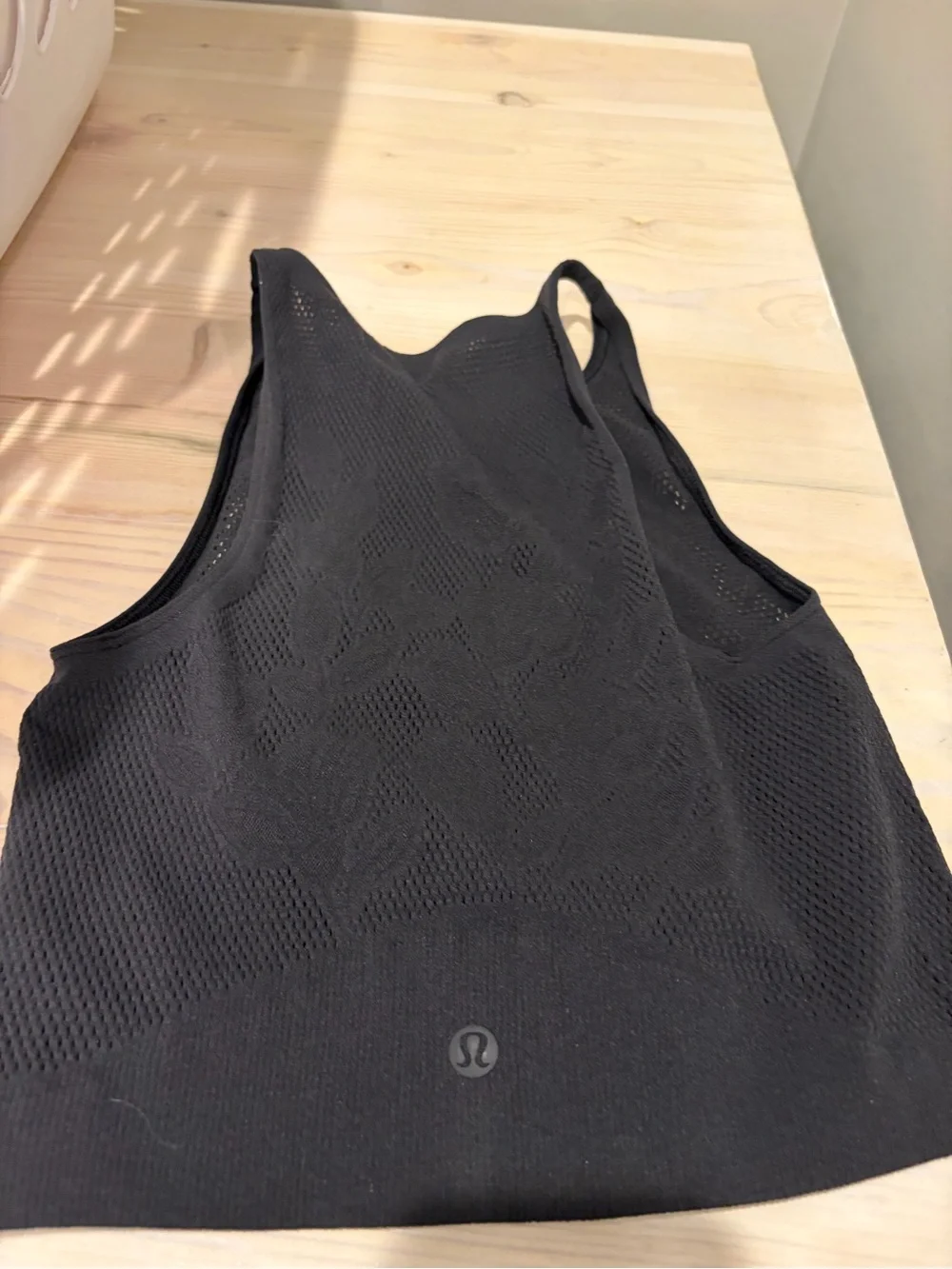 Lululemon Black Seamless Racerback Crop lace overlay top size 6